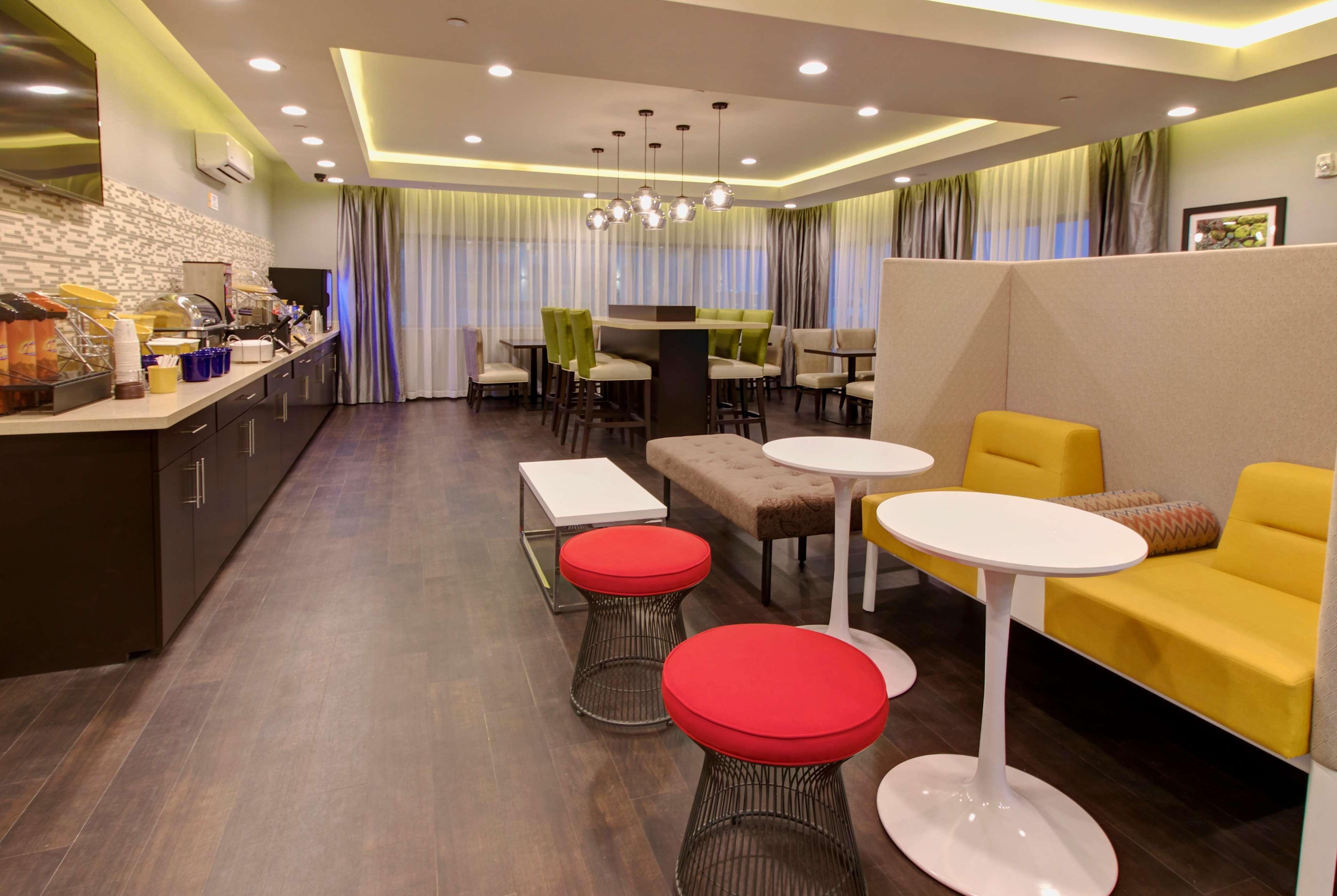 Days Inn & Suites By Wyndham פורט ארתור מראה חיצוני תמונה