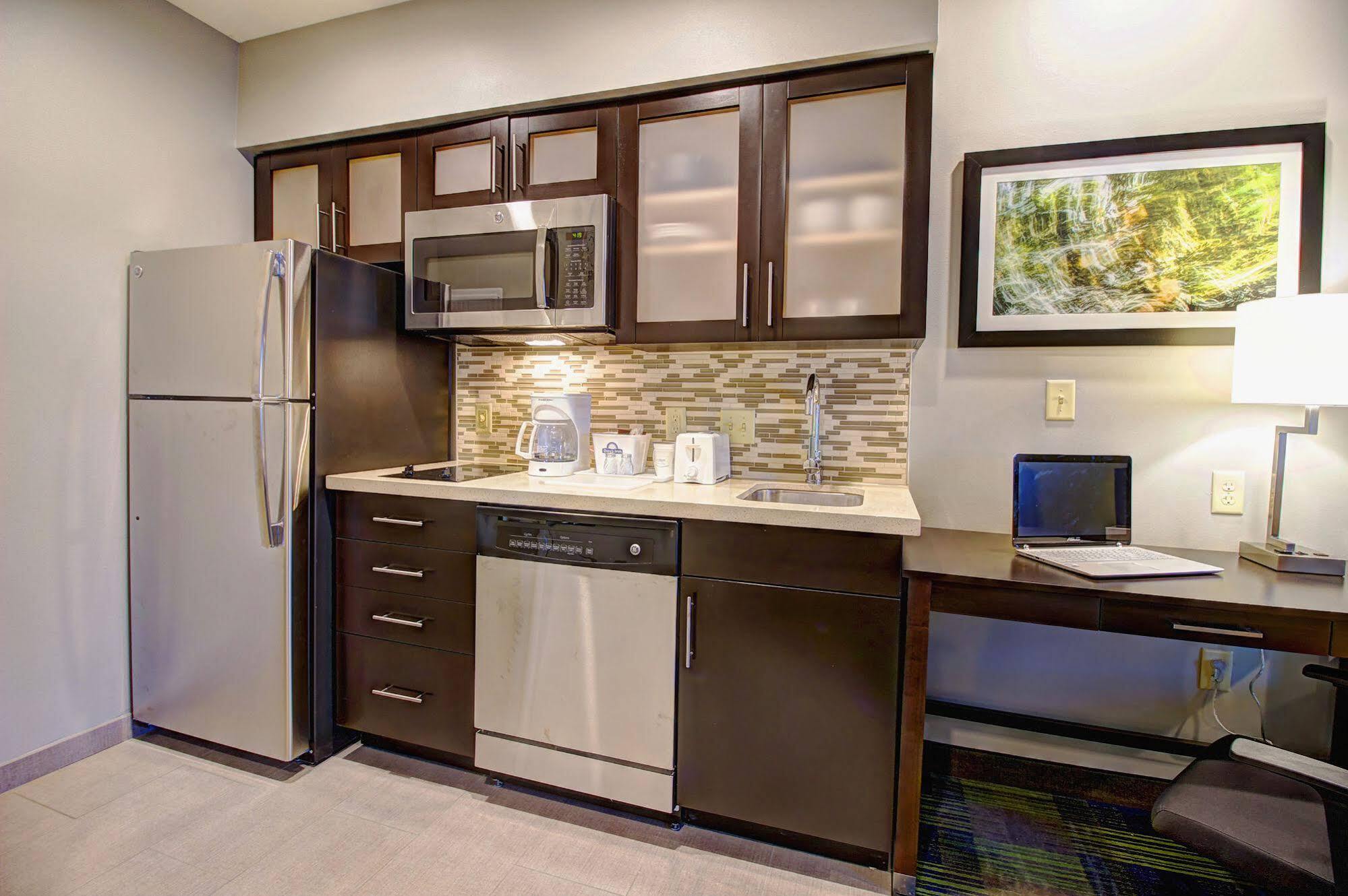 Days Inn & Suites By Wyndham פורט ארתור מראה חיצוני תמונה