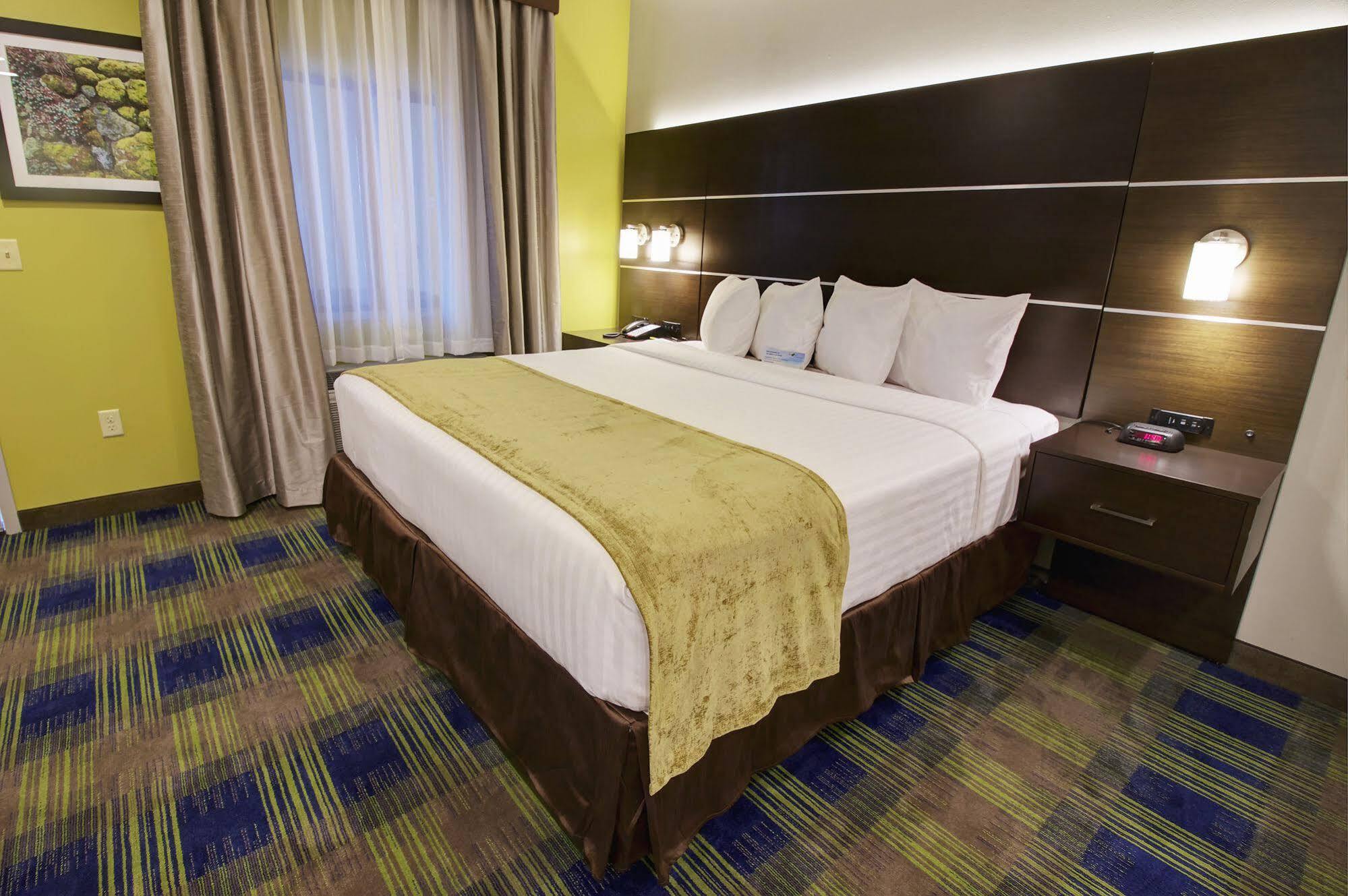 Days Inn & Suites By Wyndham פורט ארתור מראה חיצוני תמונה
